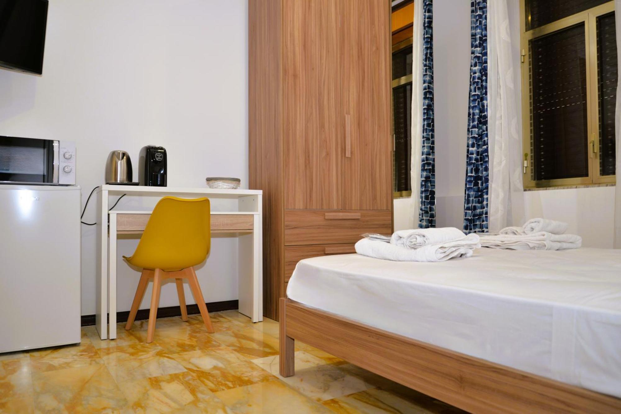 Punto Felice Riviera - Centro Citta Lungomare Caracciolo Hotel เนเปิลส์ ภายนอก รูปภาพ