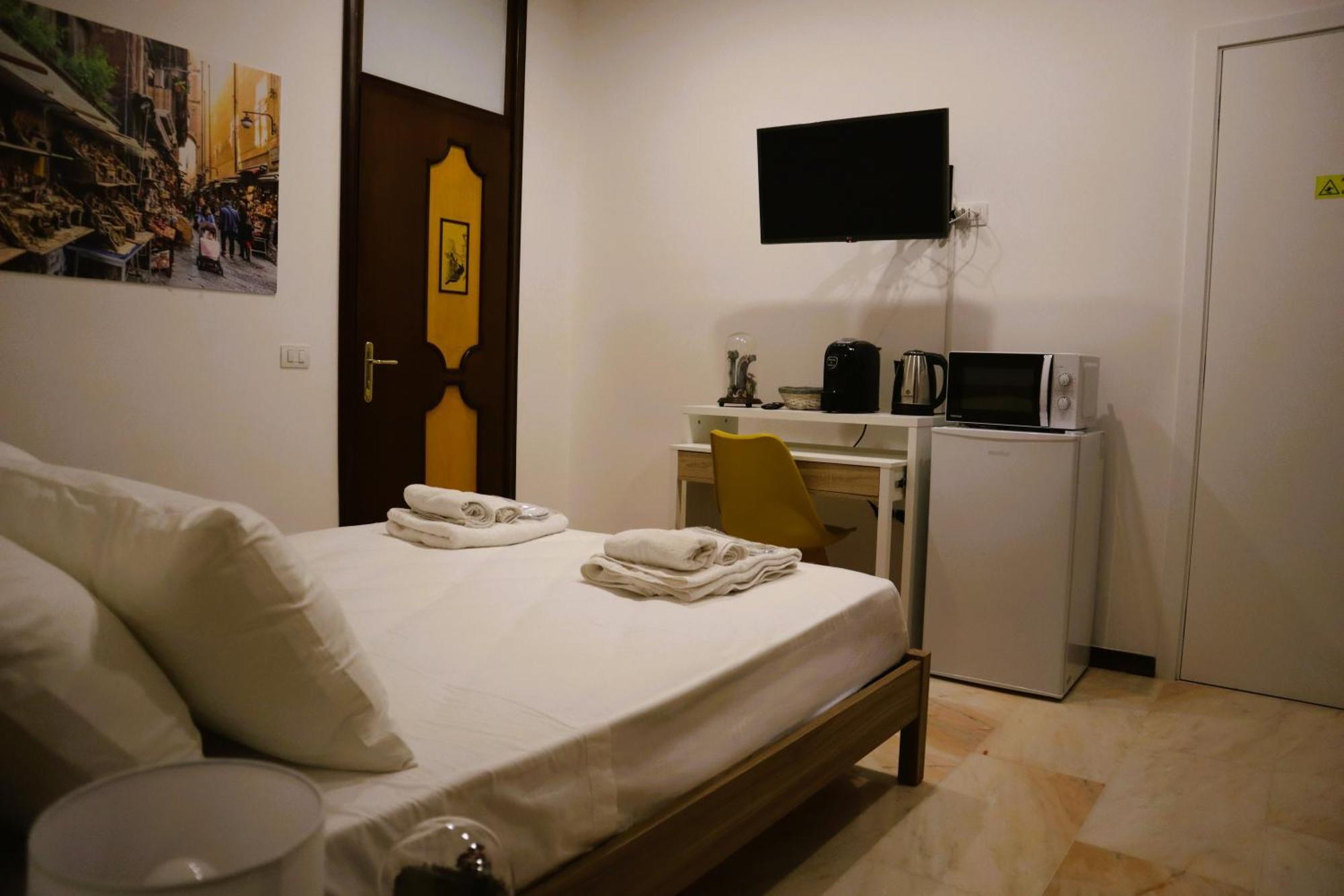Punto Felice Riviera - Centro Citta Lungomare Caracciolo Hotel เนเปิลส์ ภายนอก รูปภาพ