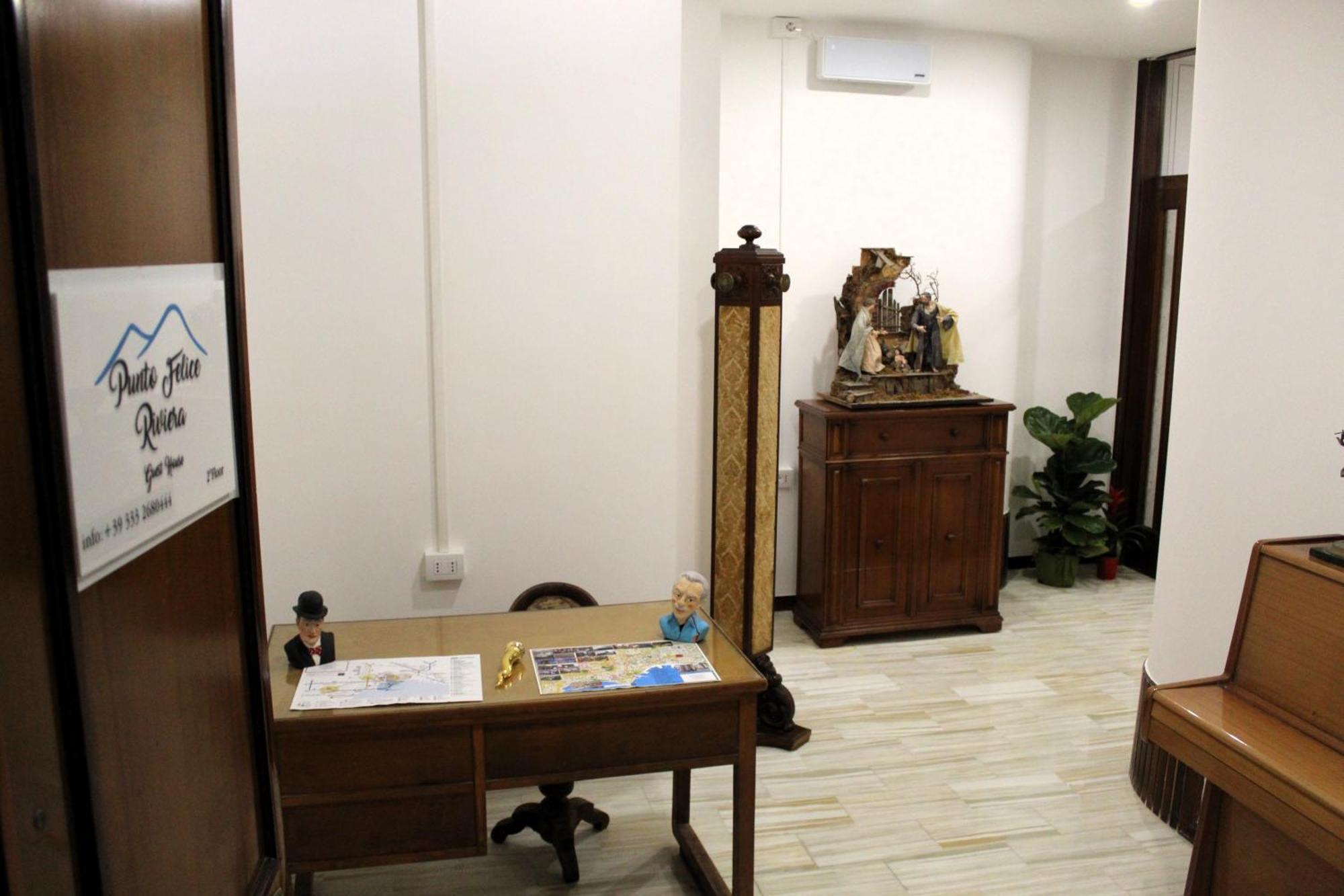 Punto Felice Riviera - Centro Citta Lungomare Caracciolo Hotel เนเปิลส์ ภายนอก รูปภาพ